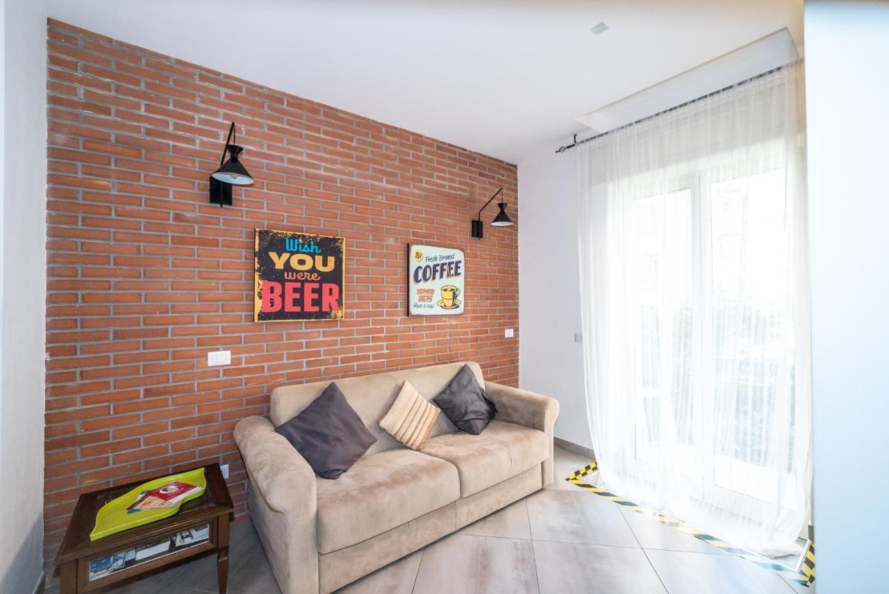 Alice In Wonderland Apartman Nápoly Kültér fotó