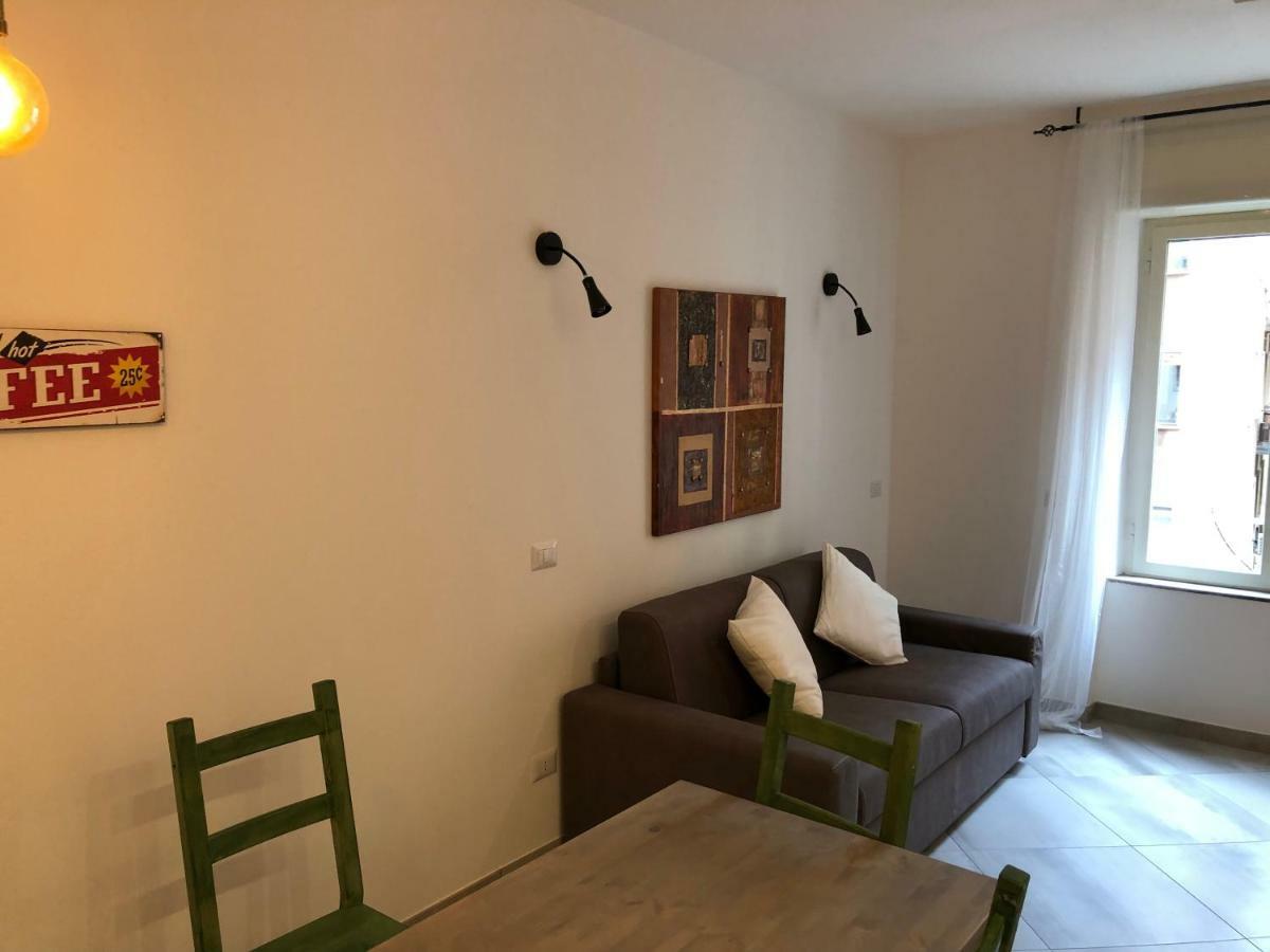 Alice In Wonderland Apartman Nápoly Kültér fotó