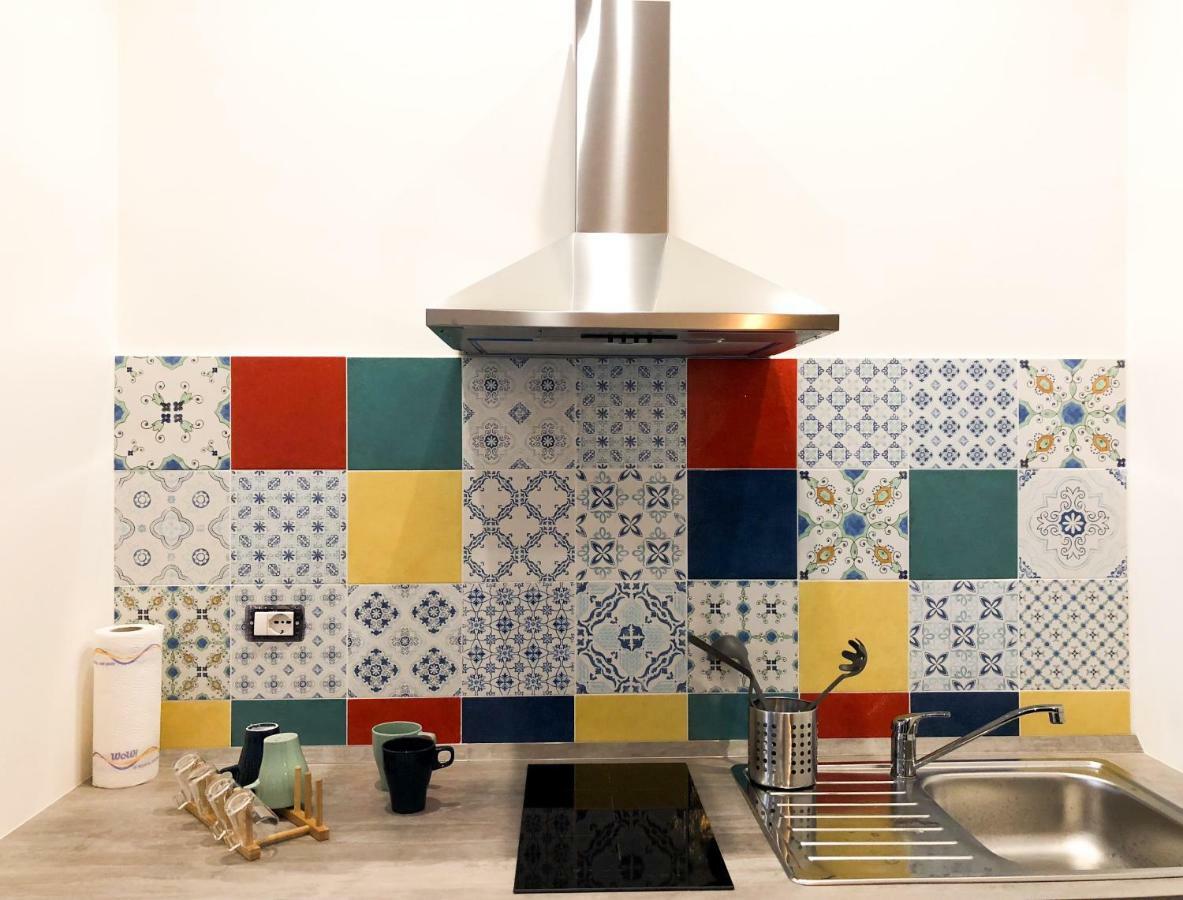 Alice In Wonderland Apartman Nápoly Kültér fotó